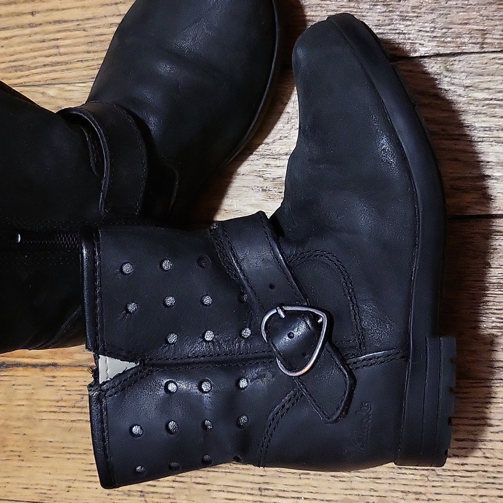 Clarks Black biker boot Baby 5.5 M